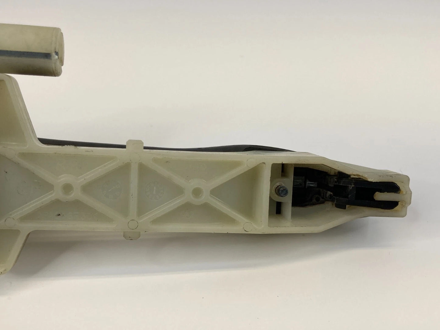 2012 2013 KIA OPTIMA REAR PASSENGER SIDE EXTERIOR DOOR HANDLE CHROME STRIP OEM