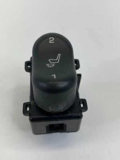 2004 2005 2006 2007 SATURN VUE HEATED HEAT SEAT BUTTON SWITCH 15776971 OEM
