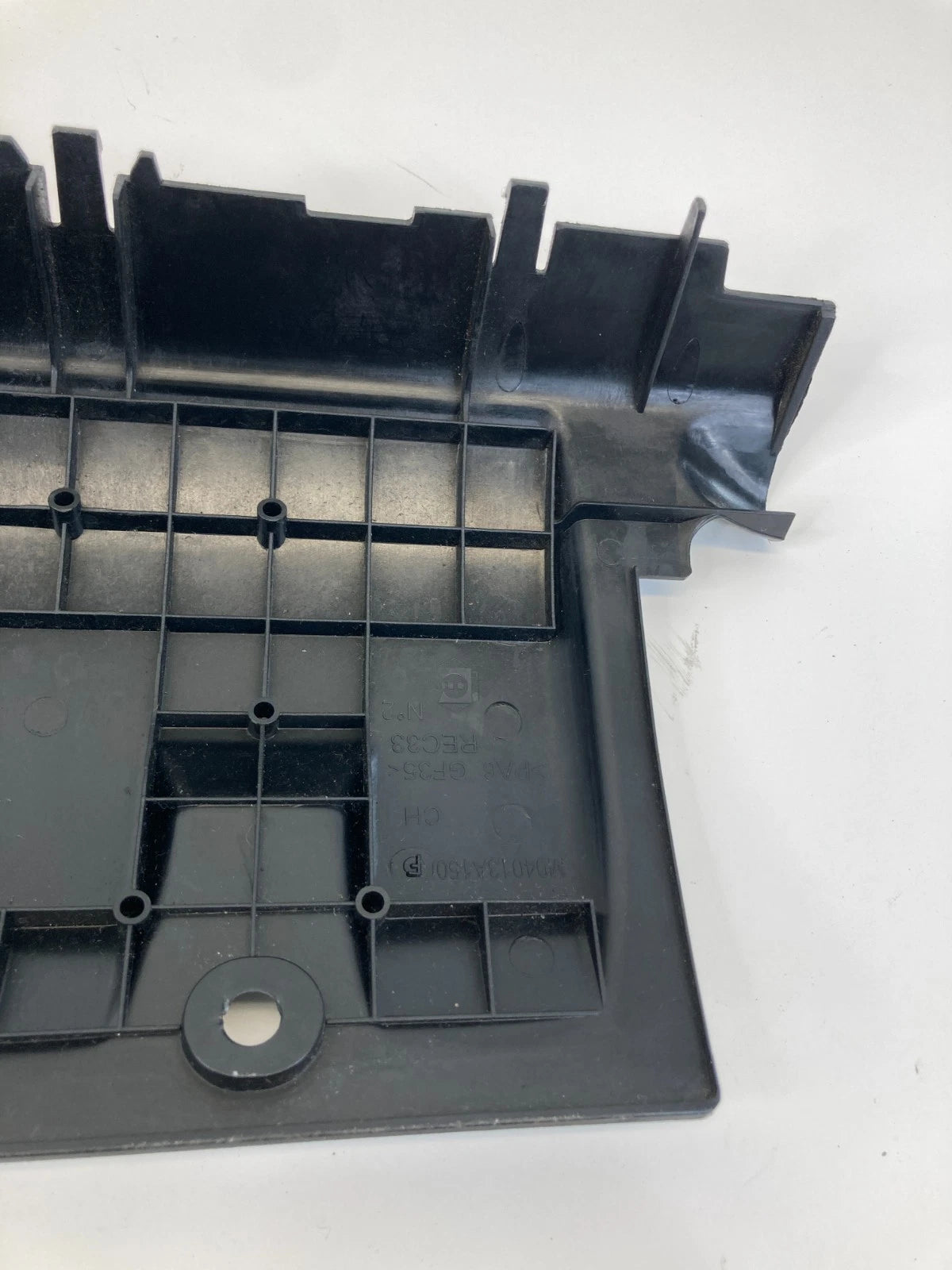 2007-2015 Mini Cooper 1.6L L4 16V Engine Cover Appearance Top Lid M04013A150 OEM