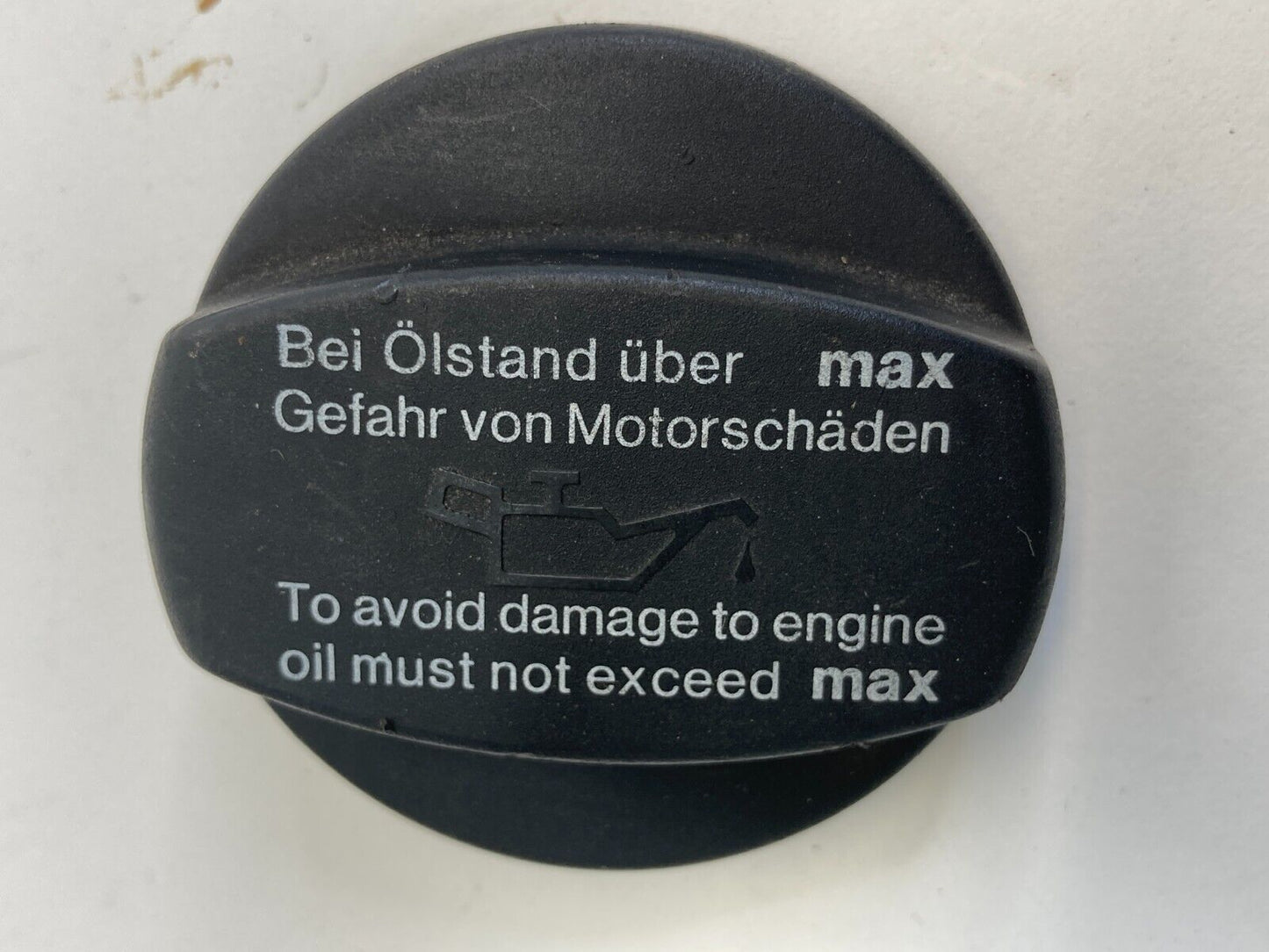 1994-2009 Mercedes-Benz E320 3.2L V6 Engine Oil Filler Fluid Cap Cover Lid OEM