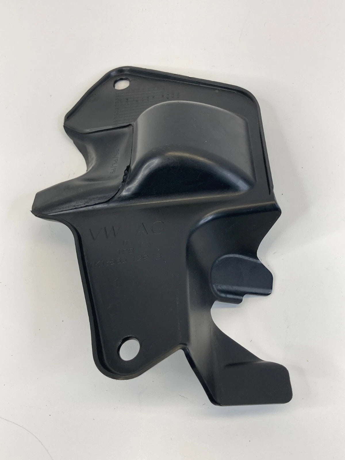 06-09 VOLKSWAGEN GTI LOWER STEERING SHAFT COLUMN COVER TRIM 1K1-863-129-B OEM