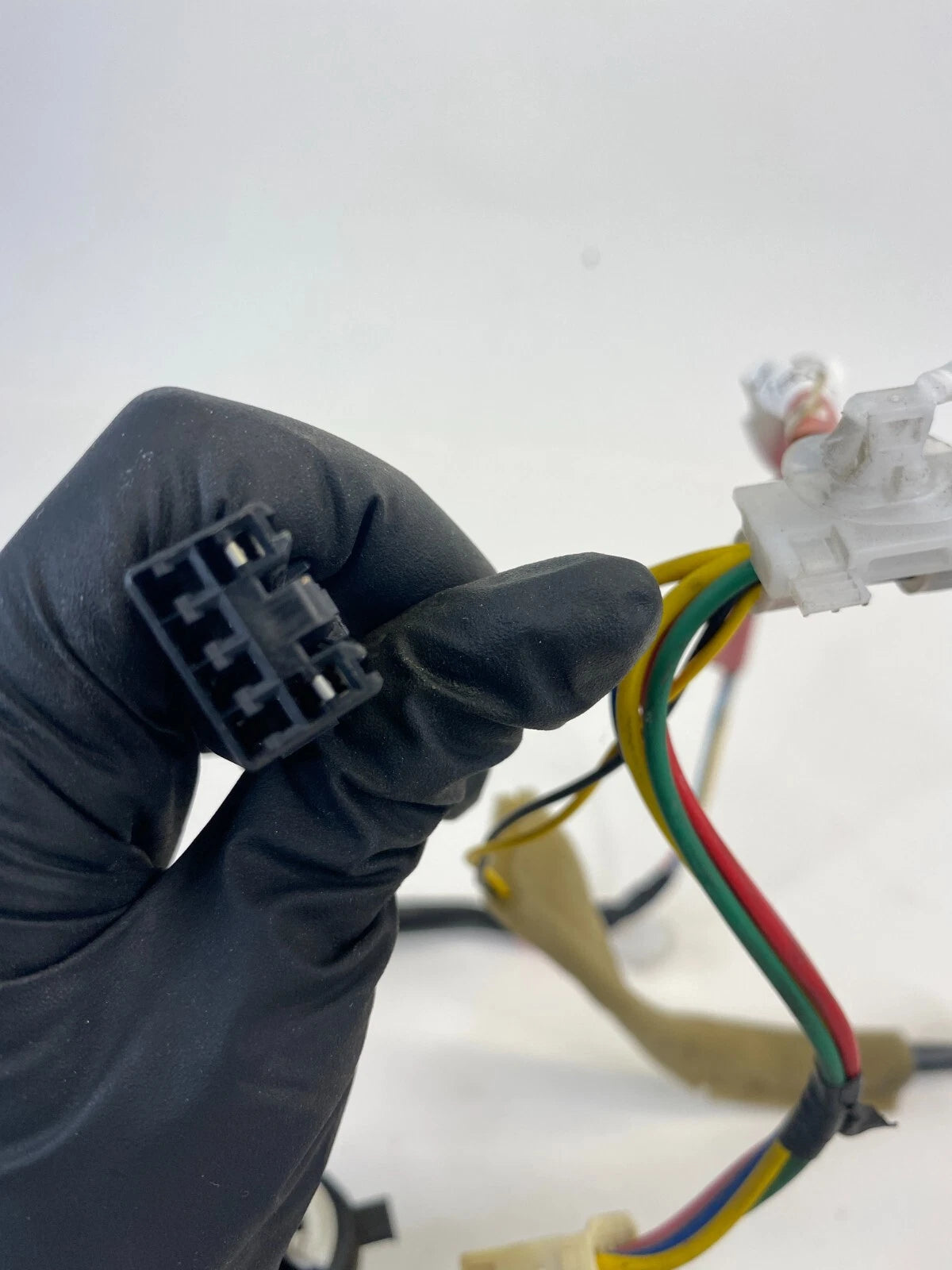 2008-2015 SCION XB REAR LEFT SIDE DOOR WIRING HARNESS WIRE 82154-12620A OEM