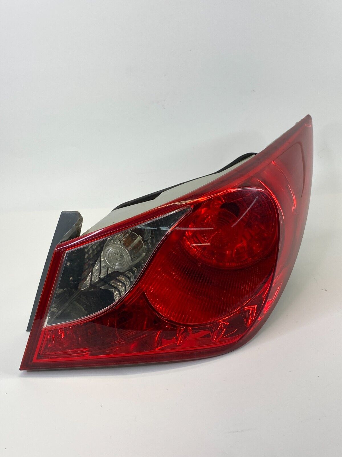 2011-2014 Hyundai Sonata Rear Right Passenger Side Outer Taillight Tail Lamp OEM