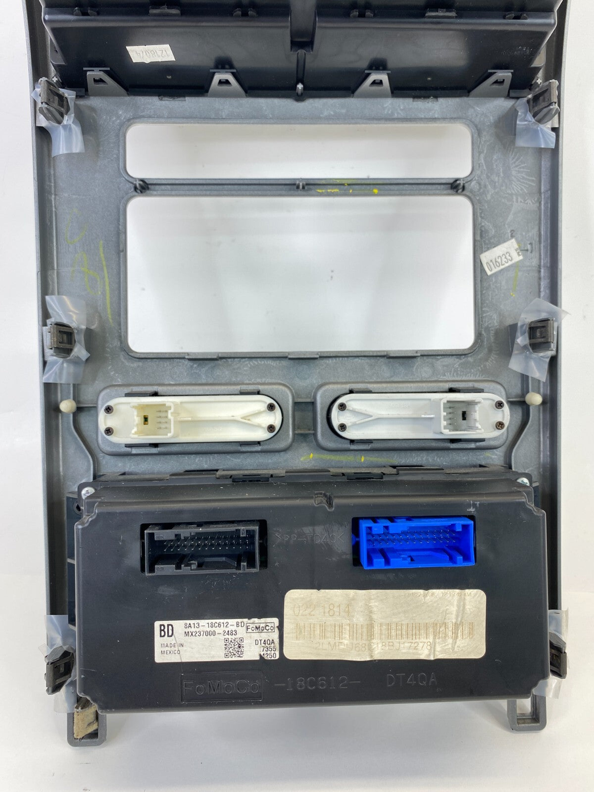 2007-2010 Lincoln MKX HVAC Heater Climate Control Radio Bezel Trim 8A13-18C612-B