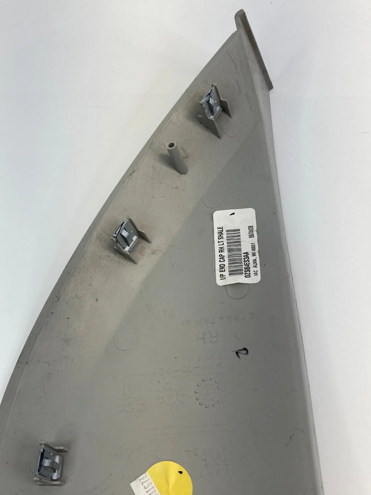 08-10 CHRYSLER TOWN & COUNTRY DASH RIGHT SIDE END CAP COVER TRIM 0ZS64ES3AA OEM