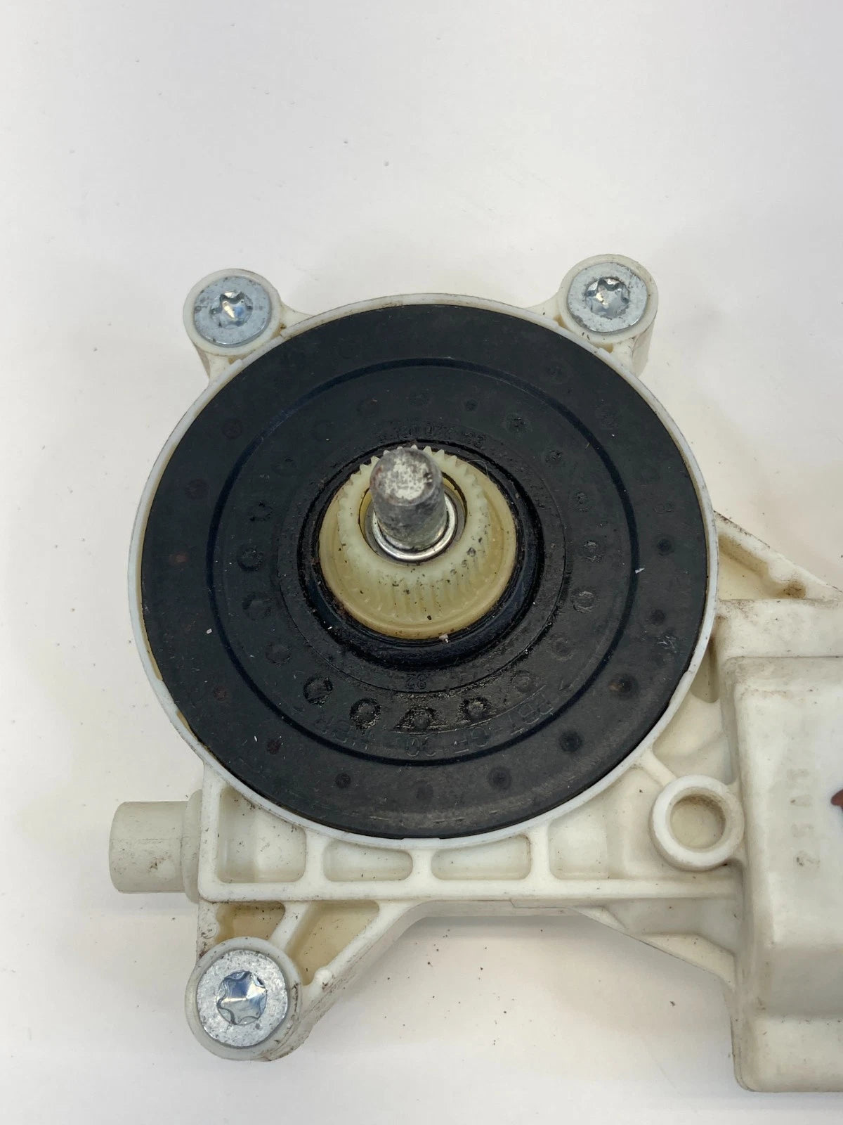 05-10 PONTIAC G6 SEDAN FRONT LEFT DRIVER DOOR POWER WINDOW MOTOR 0130822248 OEM