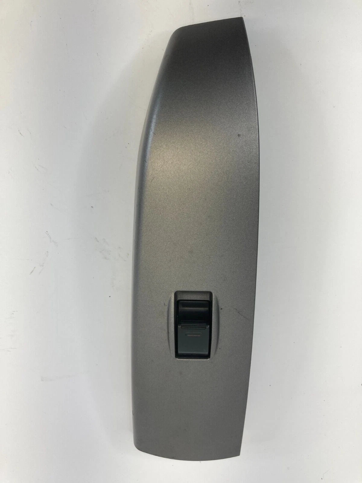 2004-2009 TOYOTA PRIUS REAR RIGHT DOOR WINDOW CONTROL SWITCH BEZEL 74271-47050