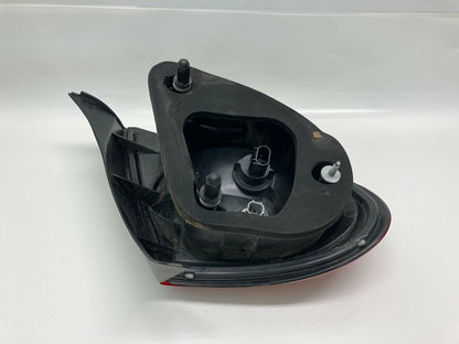 2003-2005 DODGE NEON RIGHT PASSENGER SIDE TAIL LIGHT TAILLIGHT LAMP AFTERMARKET