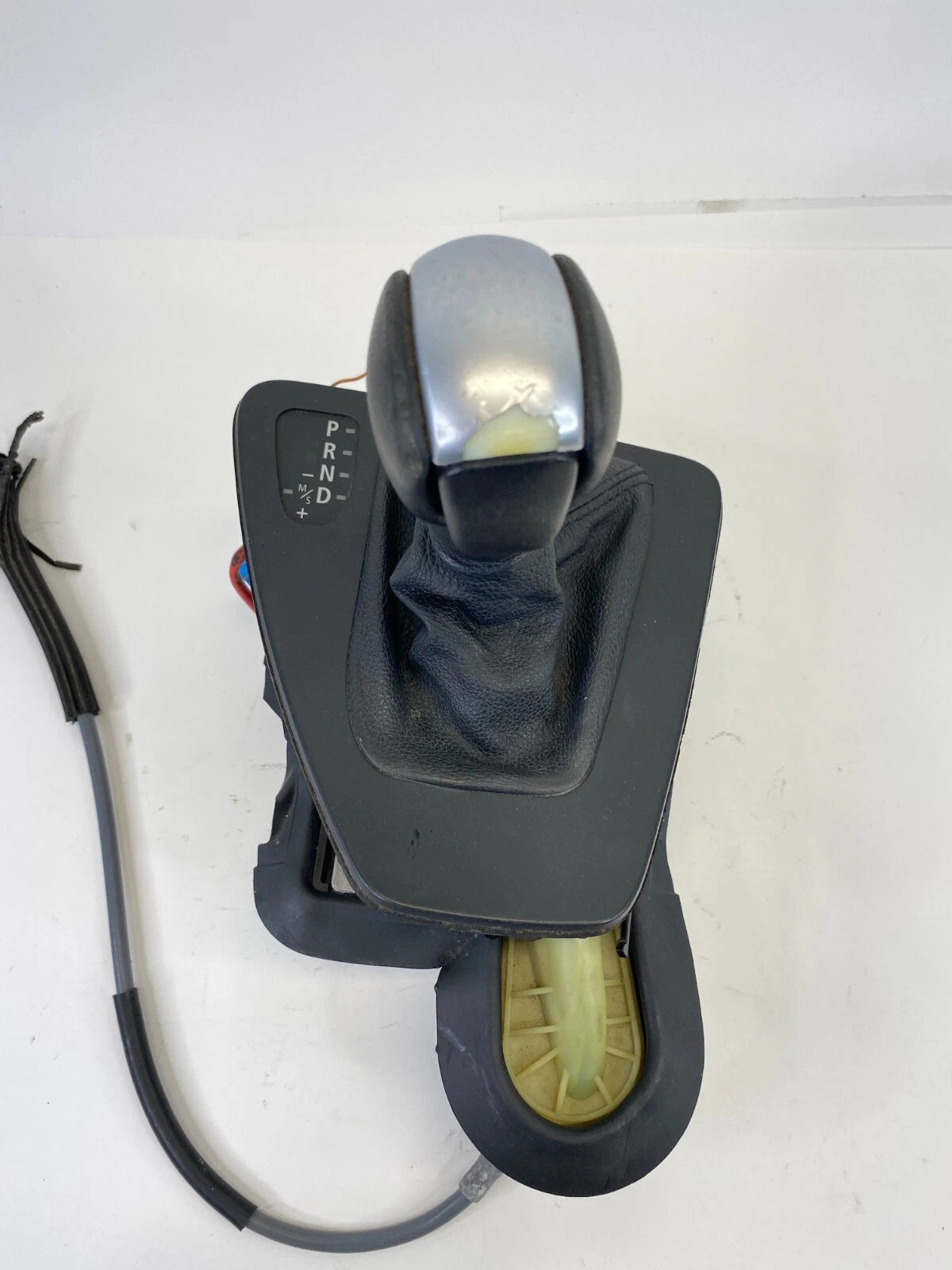 2006 06 BMW 330XI AUTOMATIC FLOOR GEAR SHIFTER SELECTOR GEARSHIFT LEVER ASSY OEM