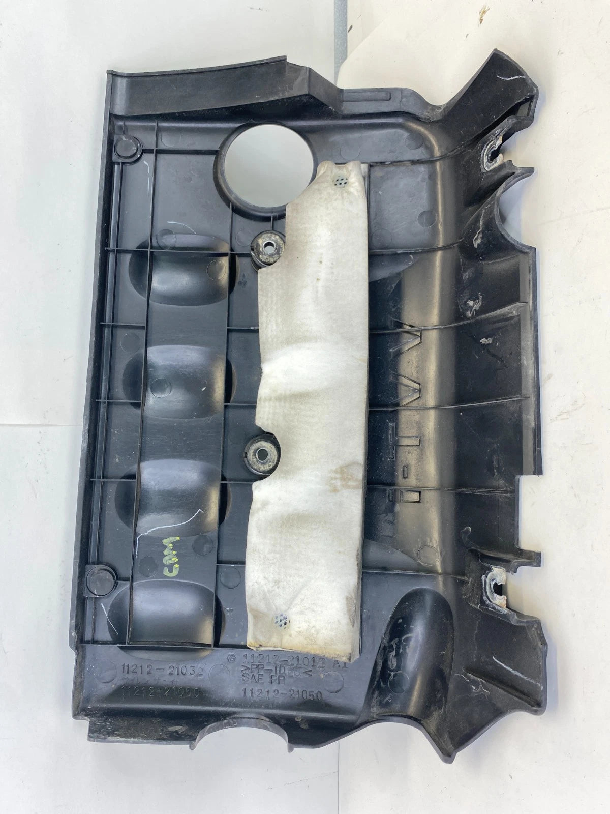 2006-2012 TOYOTA YARIS 1.5L L4 ENGINE COVER APPEARANCE TRIM 11212-21012 OEM