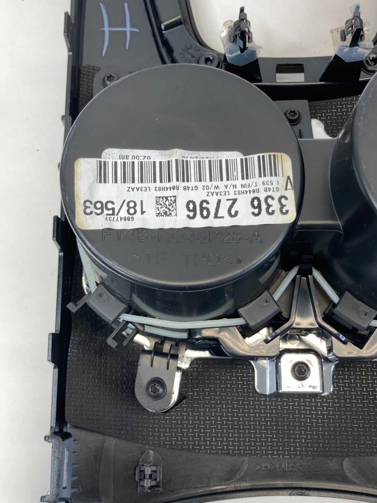 2015-2018 Ford Edg Center Console Shifter Trim Bezel Panel w/ Cup Holder OEM