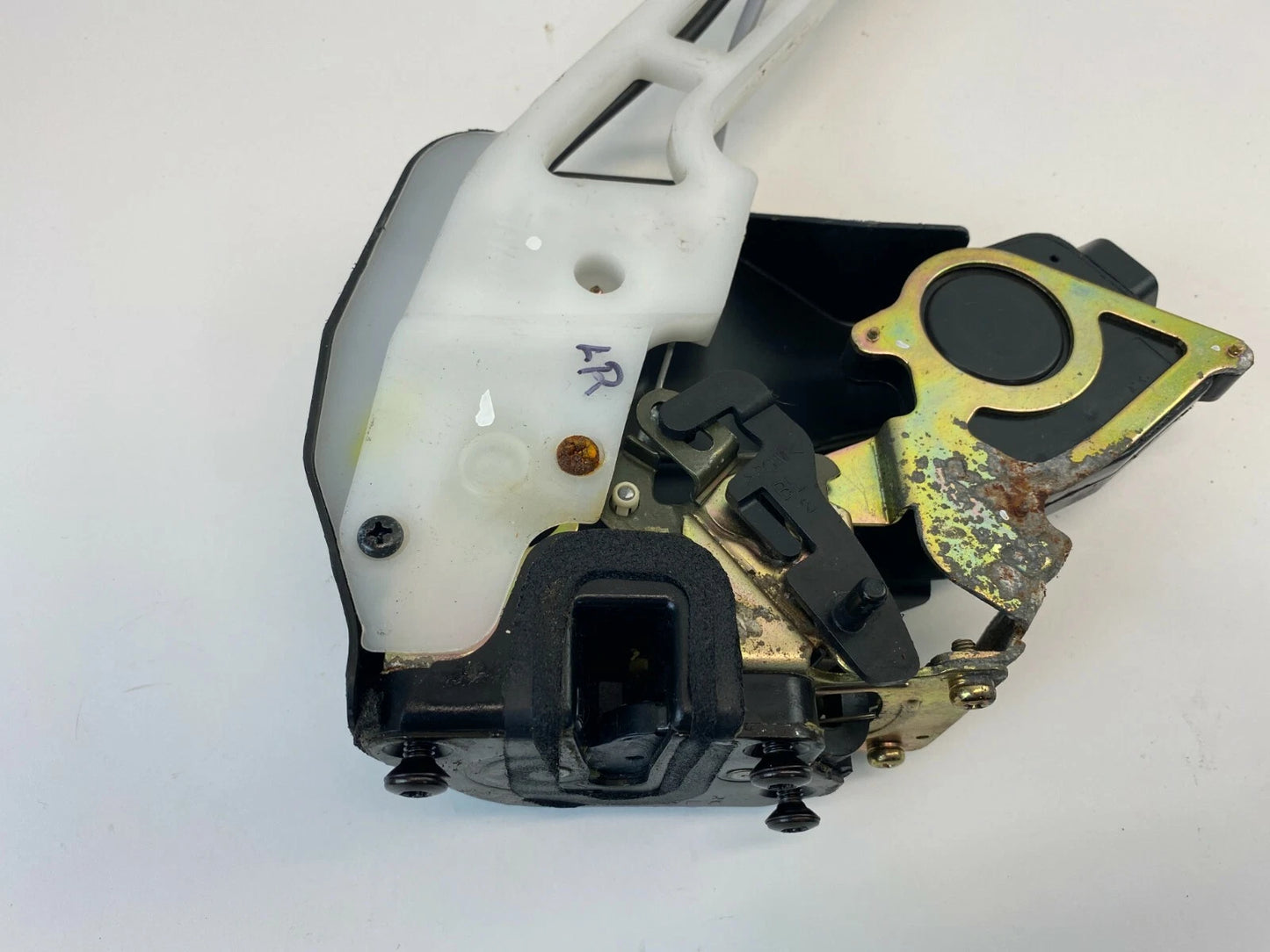 2004 2005 2006 KIA AMANTI REAR LEFT SIDE DOOR LOCK LATCH RELEASE ACTUATOR OEM