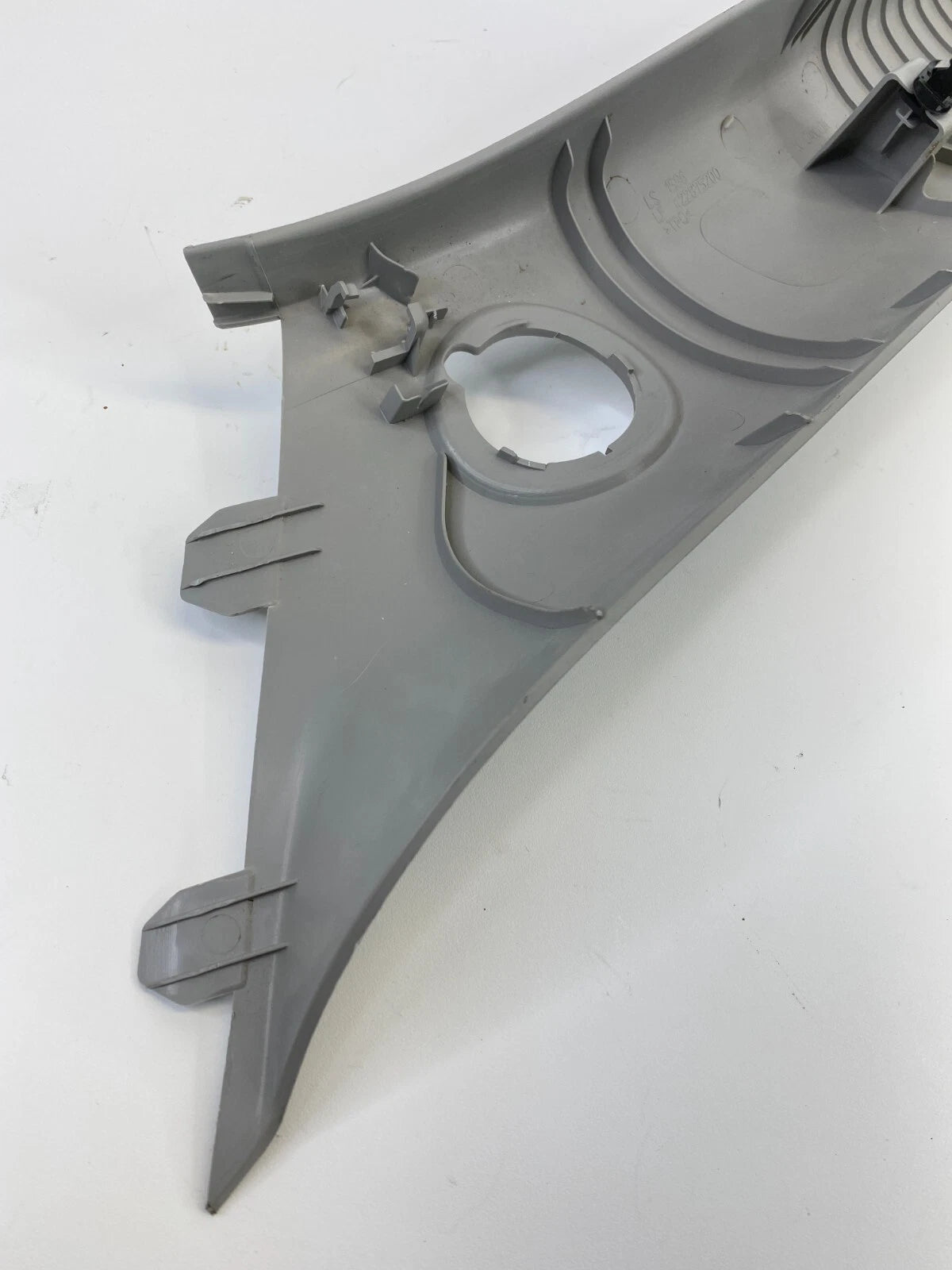 13-15 CHEVY MALIBU WINDSHIELD RIGHT SIDE A PILLAR COVER PANEL TRIM 22875200 OEM