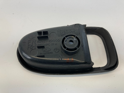 01-06 Hyundai Elantra Front Right Passenger Door Handle Bezel Cover 82621-2D000