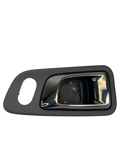 2003-2005 HONDA PILOT FRONT RIGHT PASSENGER SIDE INTERIOR INNER DOOR HANDLE S9VA