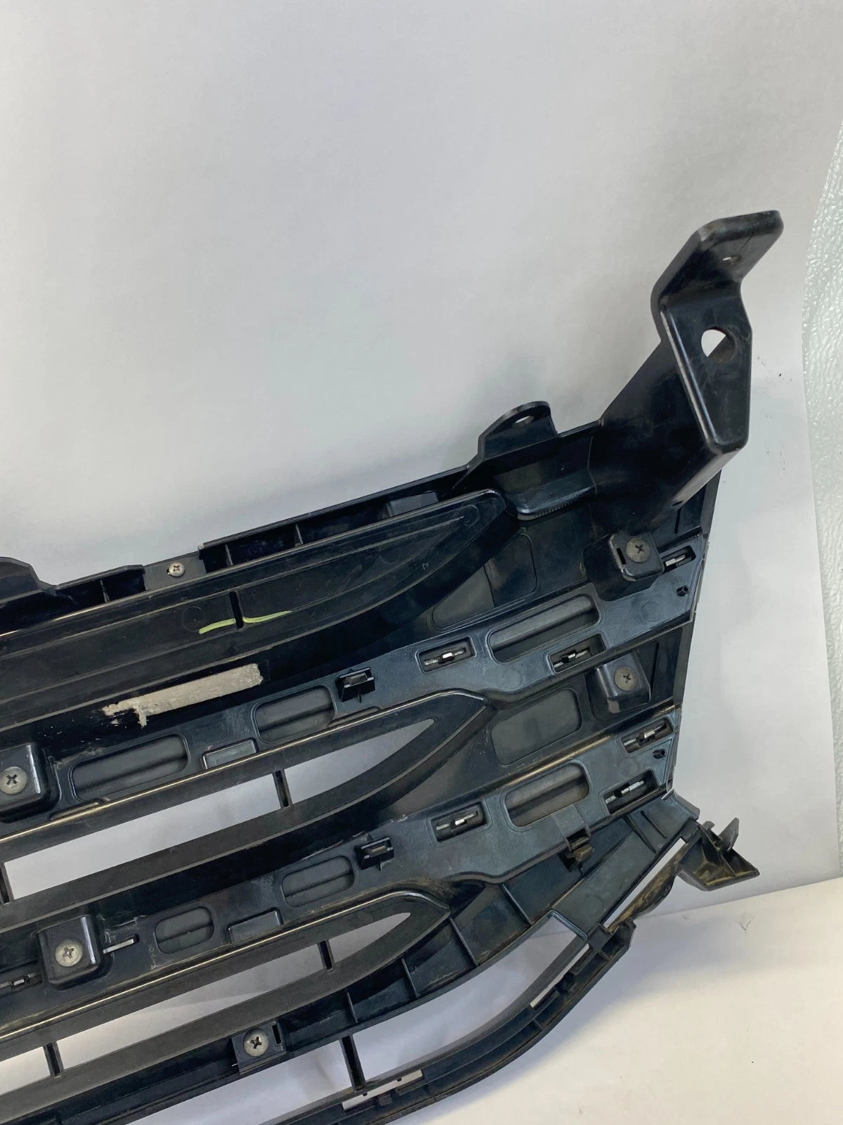 2011-2013 HONDA ODYSSEY FRONT BUMPER UPPER GRILL GRILLE ASSEMBLY & EMBLEM OEM