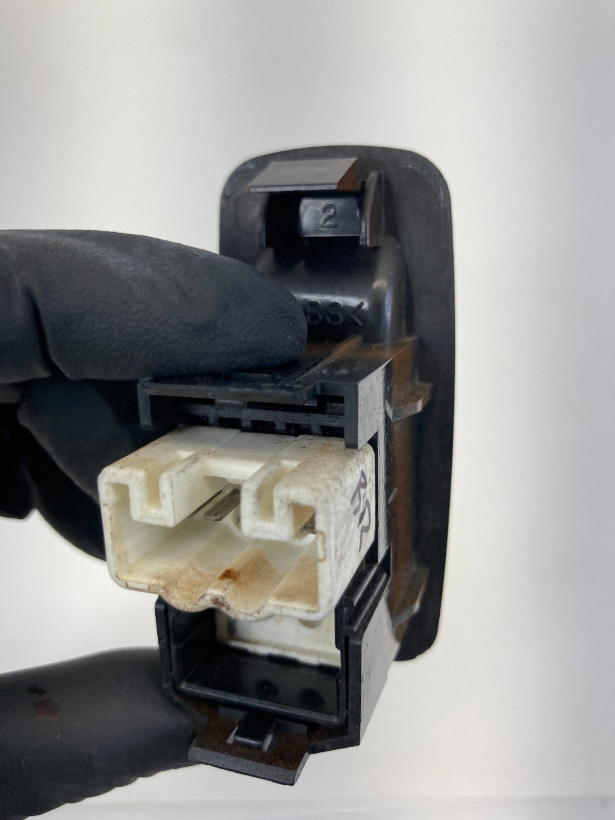 1996-2002 Toyota 4Runner Rear Right Side Door Power Window Switch w/ Bezel OEM