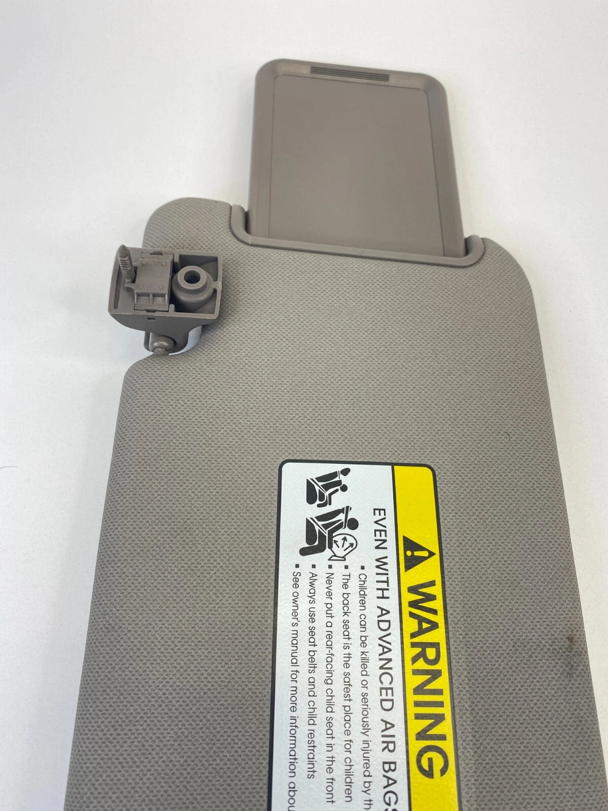 2010-2015 HYUNDAI TUCSON RIGHT PASSENGER SIDE SUNVISOR SUN VISOR SHADE OEM