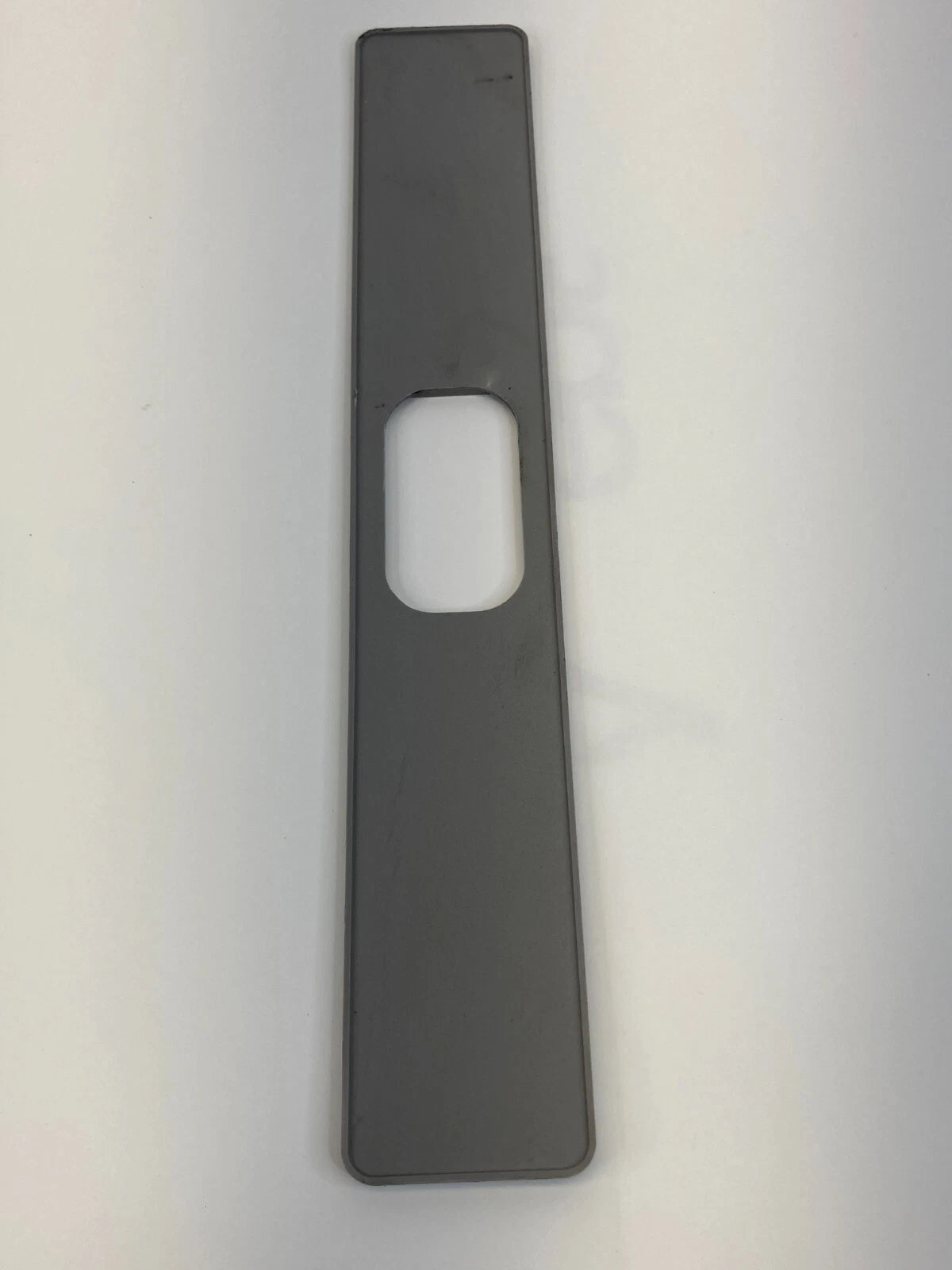 2003 2004 MITSUBISHI MONTERO SPORT LEFT CENTER PILLAR COVER TRIM MR391045 OEM
