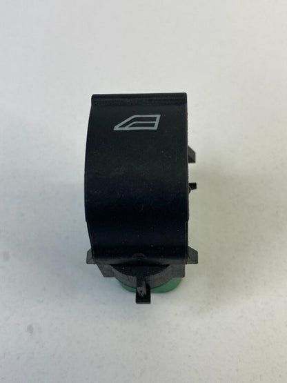 12-18 Ford Focus Hatchback Front Right Side Power Window Switch AM5T-14529-BB