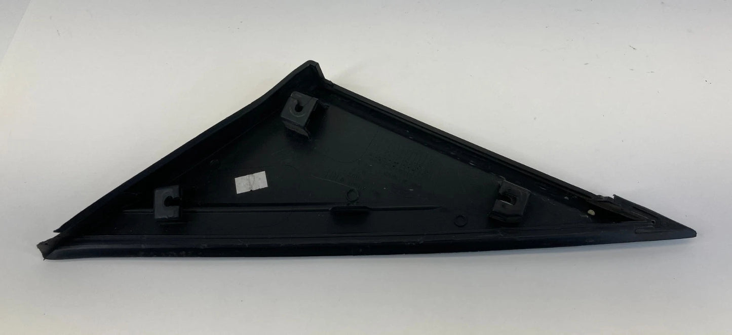 12-18 FORD FOCUS FRONT PASSENGER MIRROR EXTERIOR CORNER TRIANGLE TRIM COVER OEM