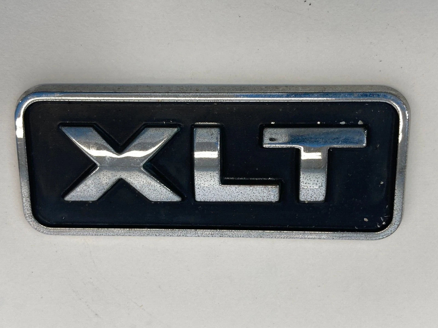 02-05 FORD EXPLORER XLT EMBLEM LETTERS LOGO BADGE SYMBOL CHROME OEM