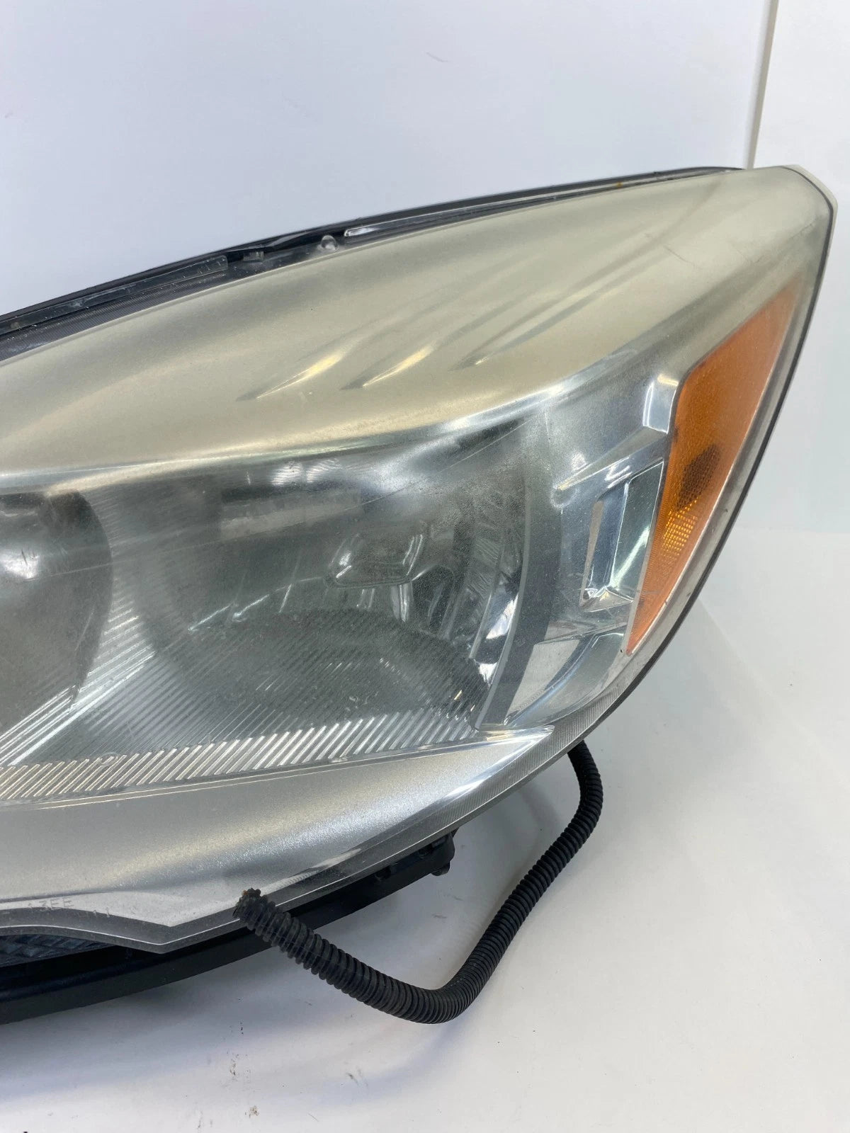 2013-2016 Ford Escape Left Driver Halogen Headlight Head Lamp CJ54-13W030-A OEM