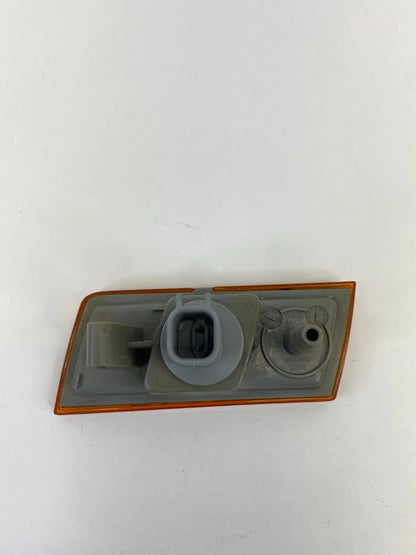 2005-2014 CHRYSLER 300 FRONT BUMPER RIGHT PASSENGER SIDE MARKER LIGHT LAMP OEM