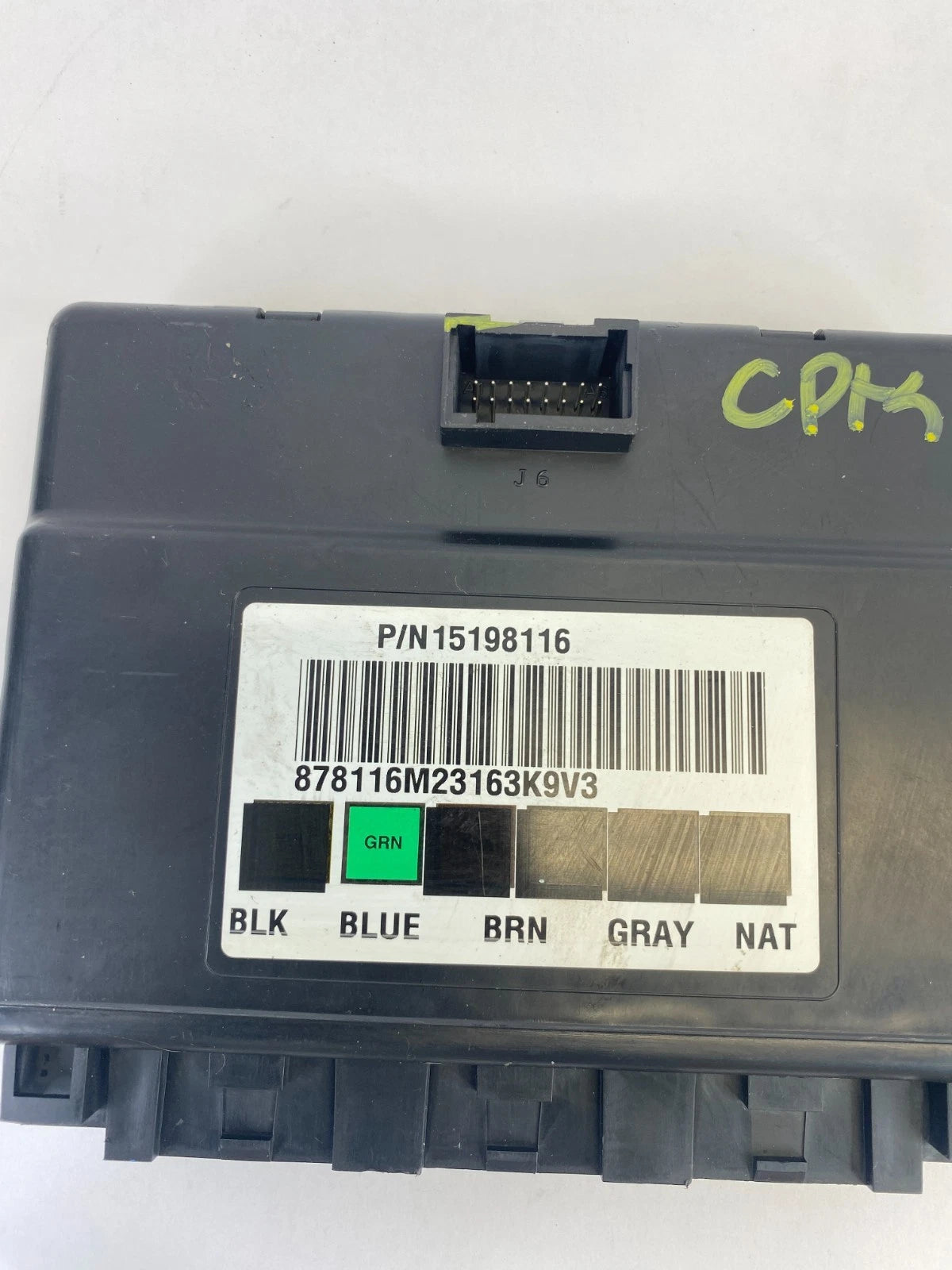 2003-2006 CHEVROLET TAHOE YUKON BODY CONTROL MODULE BCM BCU 15198116 OEM