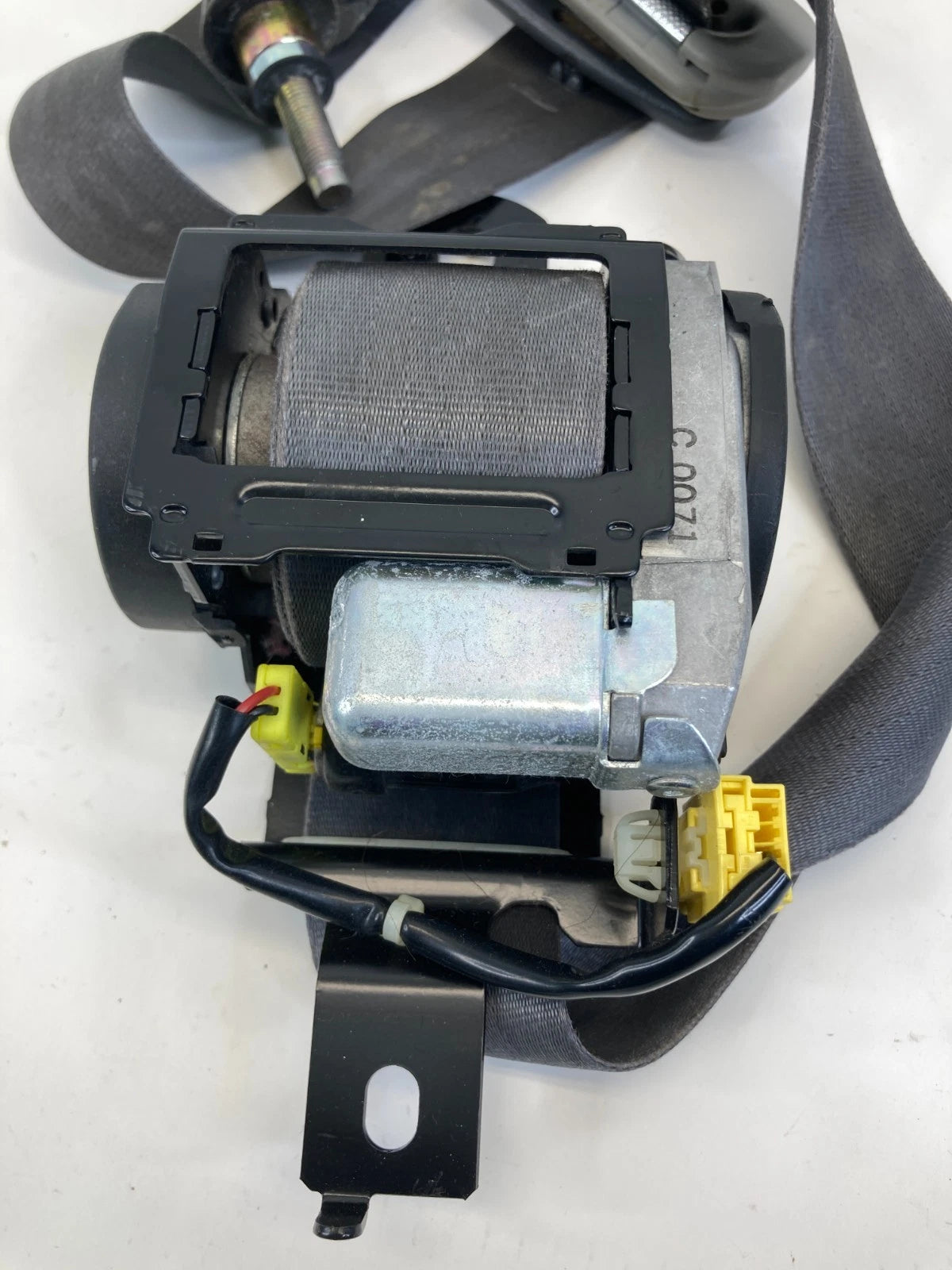 2005-2010 HONDA ODYSSEY FRONT LH LEFT DRIVER SIDE SEAT BELT RETRACTOR OEM