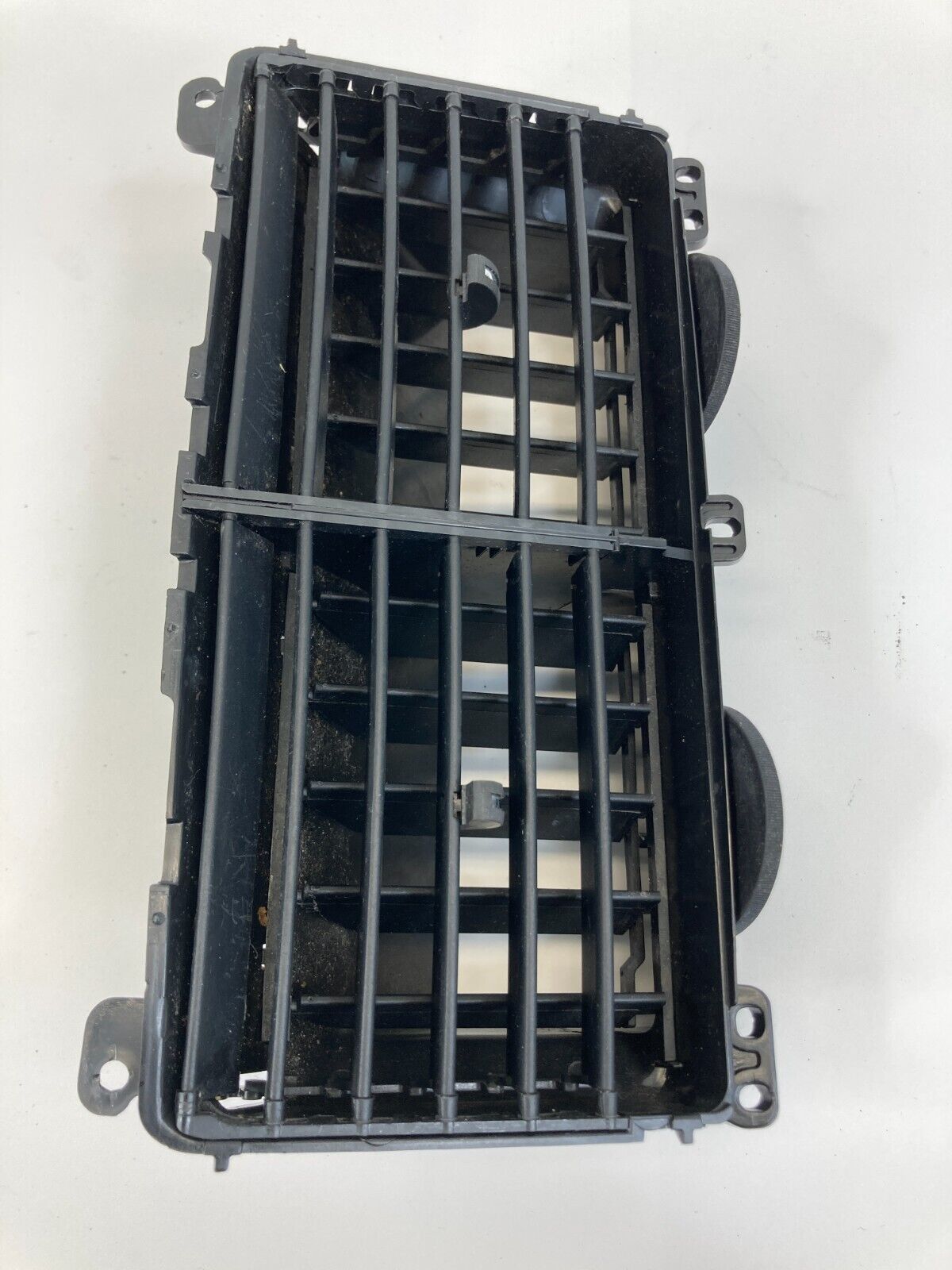 2009 2010 Dodge Journey Center Dash A/C Heater Air Vent Grille 1GP11TRMAA OEM