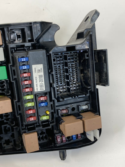 2013 14 15 2016 Hyundai Elantra 1.8L Engine Relay Fuse Box Junction 91951-3X100
