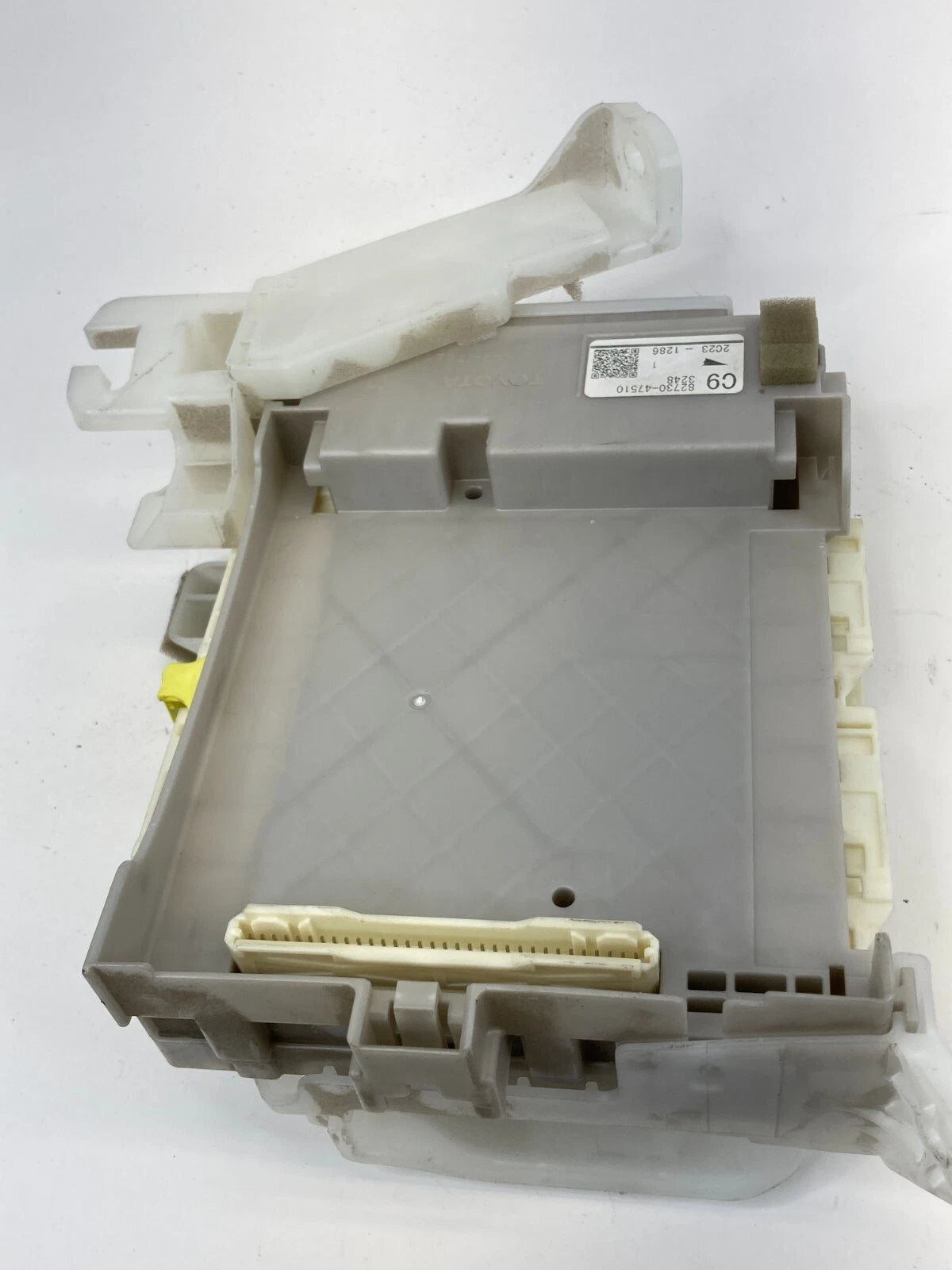 2012-2015 TOYOTA PRIUS 1.8L DASH CABIN LEFT DRIVER FUSE BOX 82730-47510 OEM