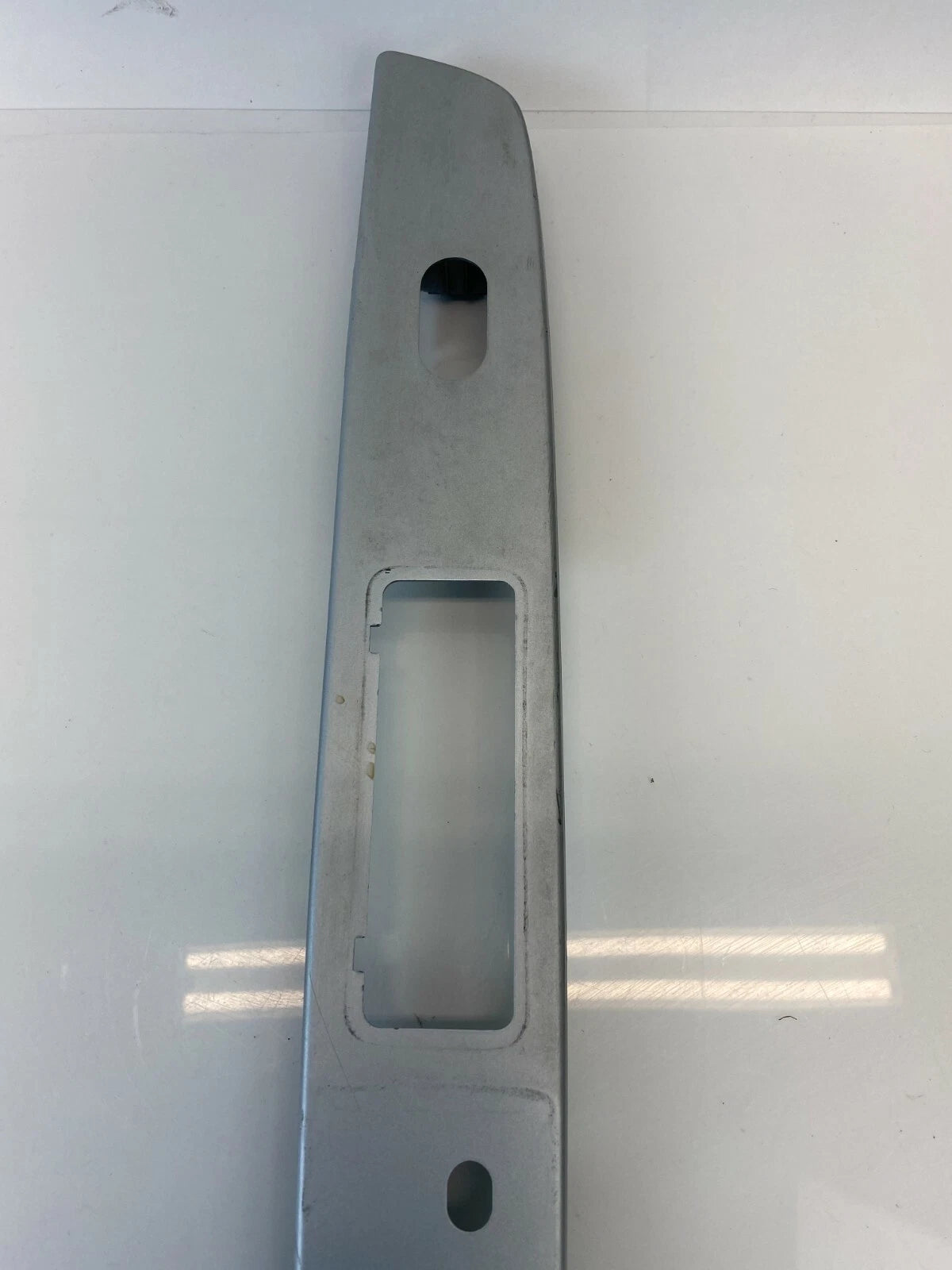 05-07 MERCURY MARINER REAR LEFT WINDOW SWITCH BEZEL PANEL TRIM 5E6X-14A568-AB