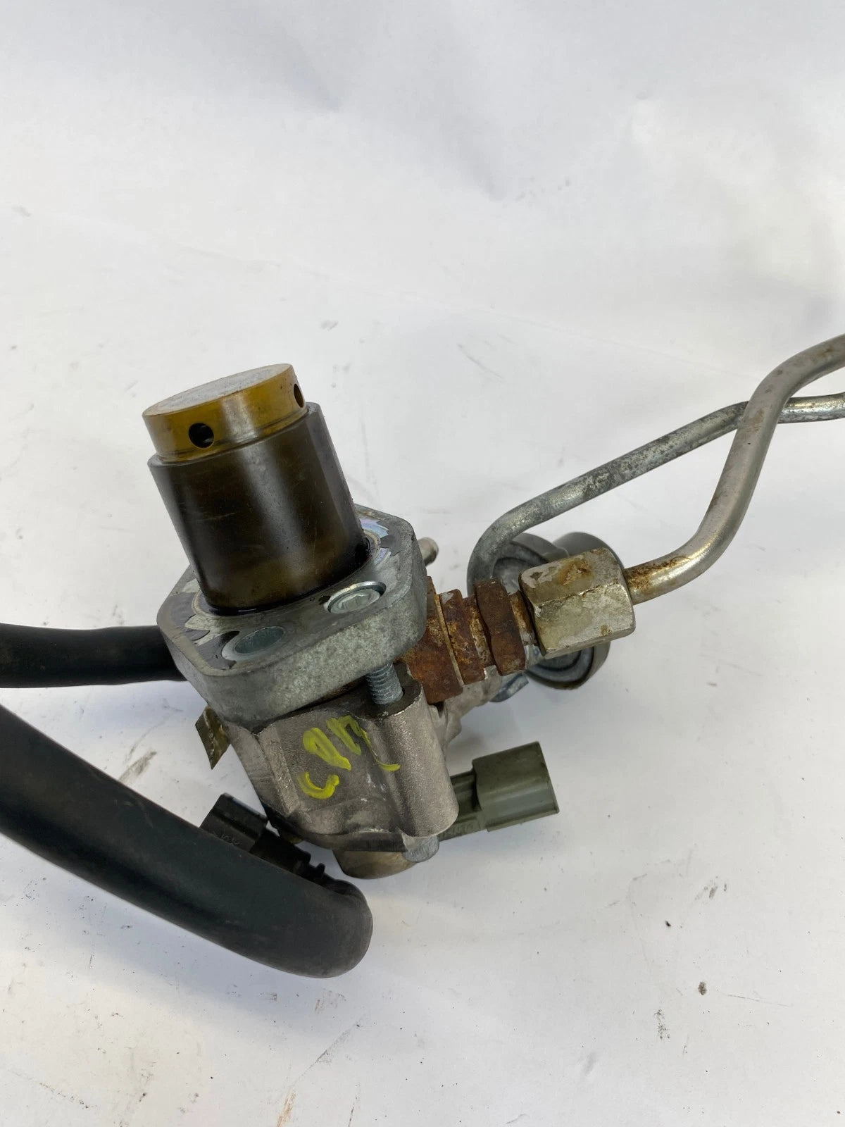 2006-2015 LEXUS IS250 IS350 ENGINE HIGH PRESSURE FUEL PUMP HPFP OEM