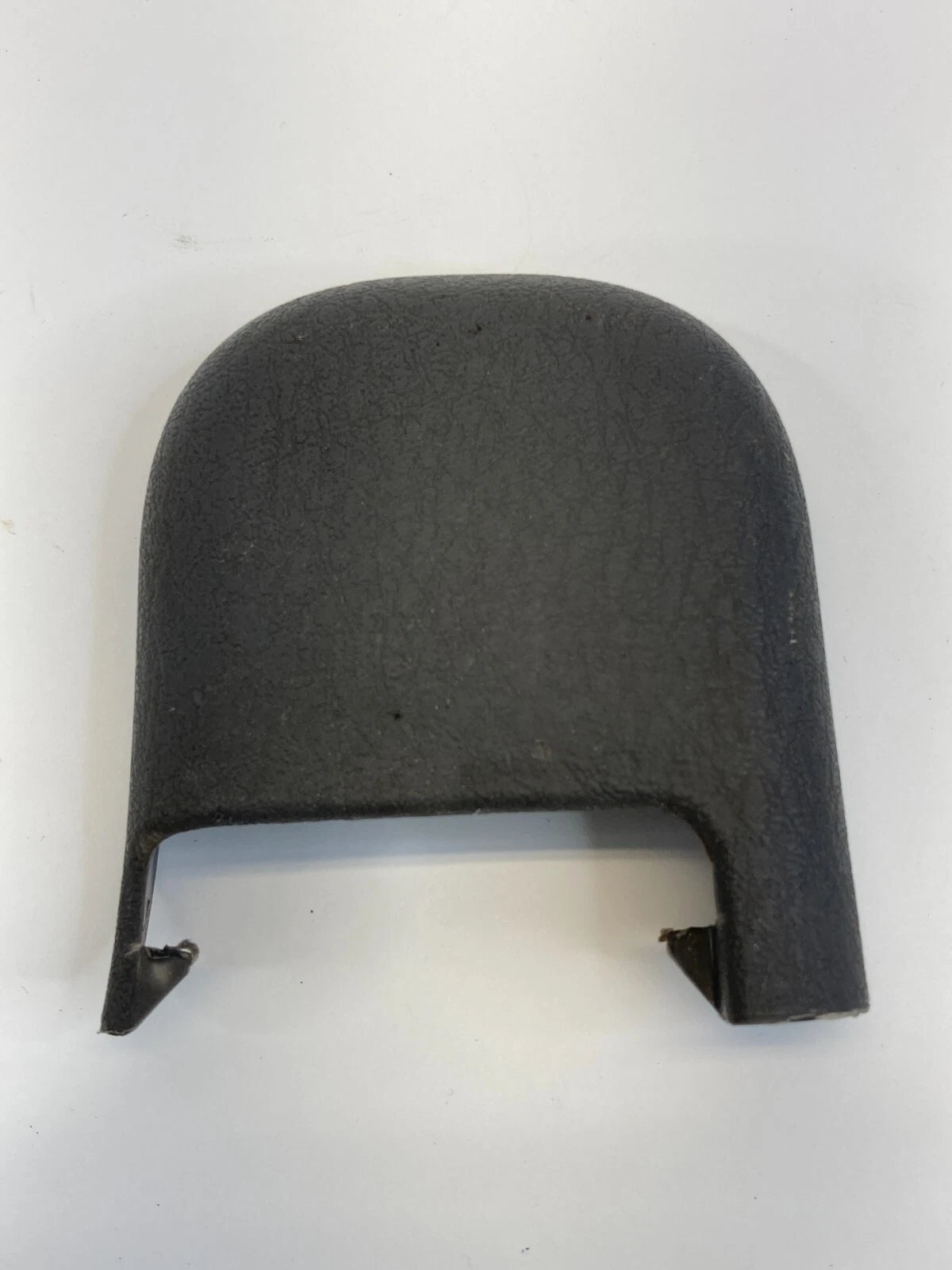 2004 FORD EXPLORER FRONT RIGHT SIDE SEAT TRACK END COVER TRIM CAP 78619C10-A OEM