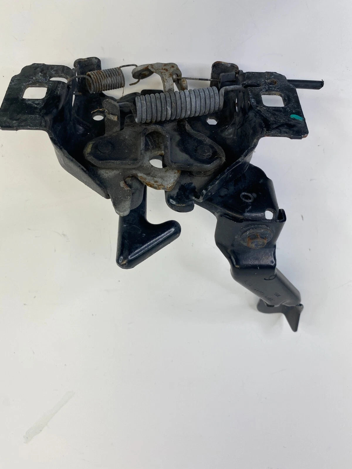 08 09 10 11 12 FORD ESCAPE FRONT HOOD LATCH LOCK RELEASE ACTUATOR 8L84-16A771
