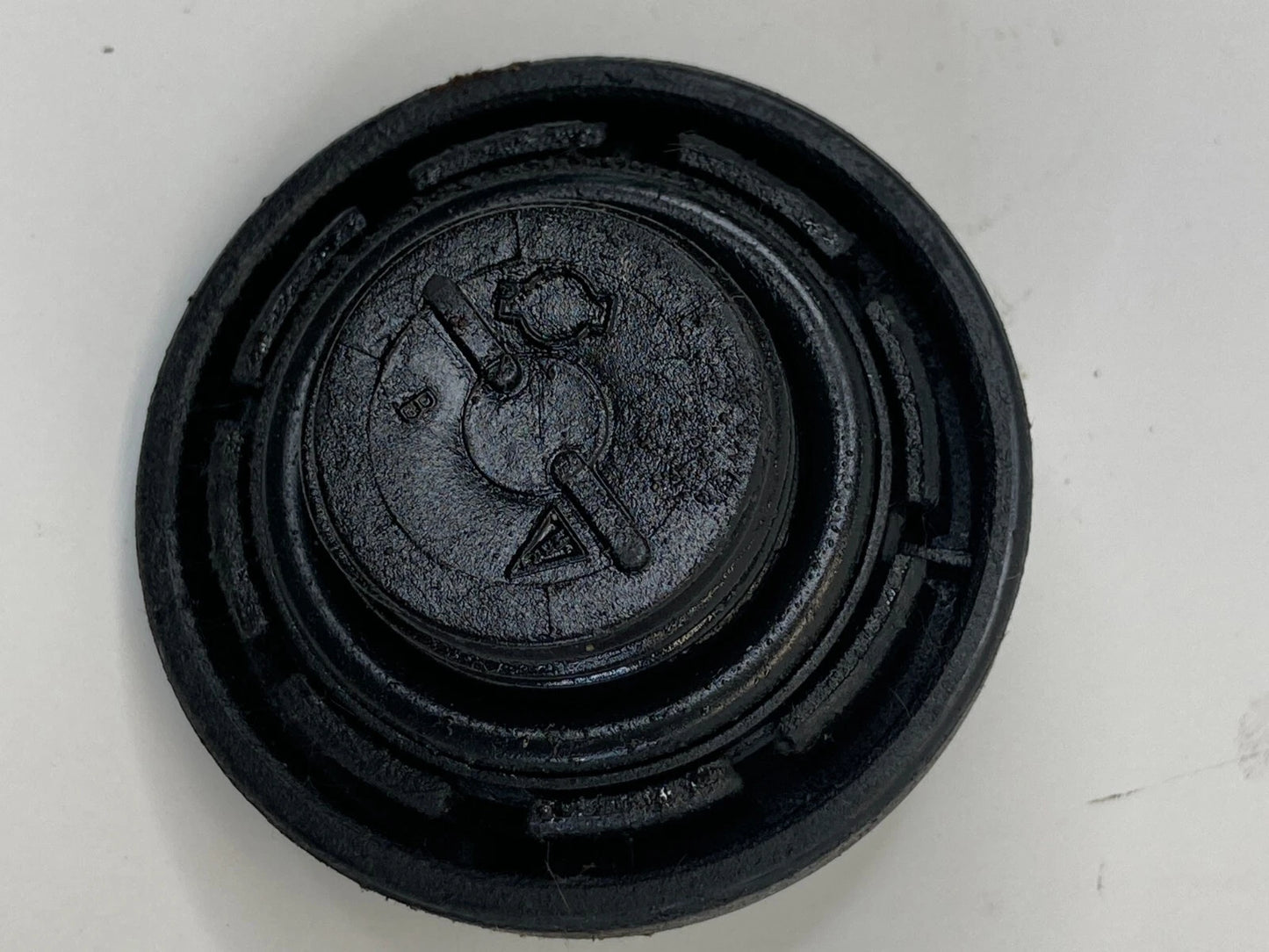 1998-2022 NISSAN ALTIMA 04-14 MAXIMA ENGINE MOTOR OIL FILLER CAP TOP COVER OEM