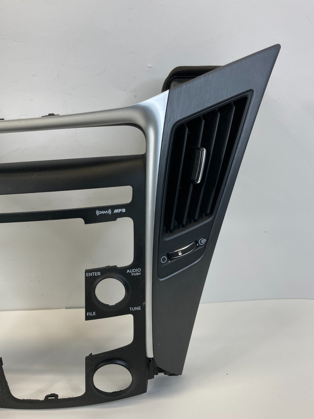 2011-2014 Hyundai Sonata Center Dash Radio Climate Control Bezel w/ Air Vent OEM