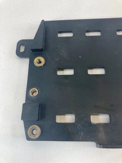 2006-2010 SEDONA 07 08 ENTOURAGE 3.8L ECM ECU MOUNT BRACKET 39150-3C060 OEM