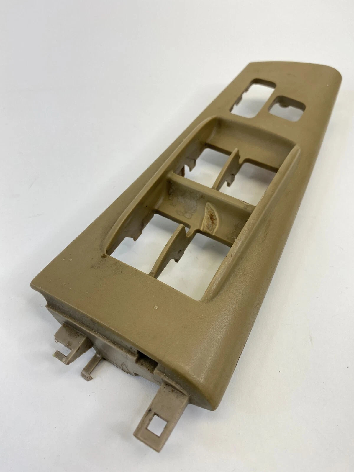 03-08 TOYOTA COROLLA FRONT LEFT DRIVER DOOR WINDOW SWITCH BEZEL TRIM 7423202320A