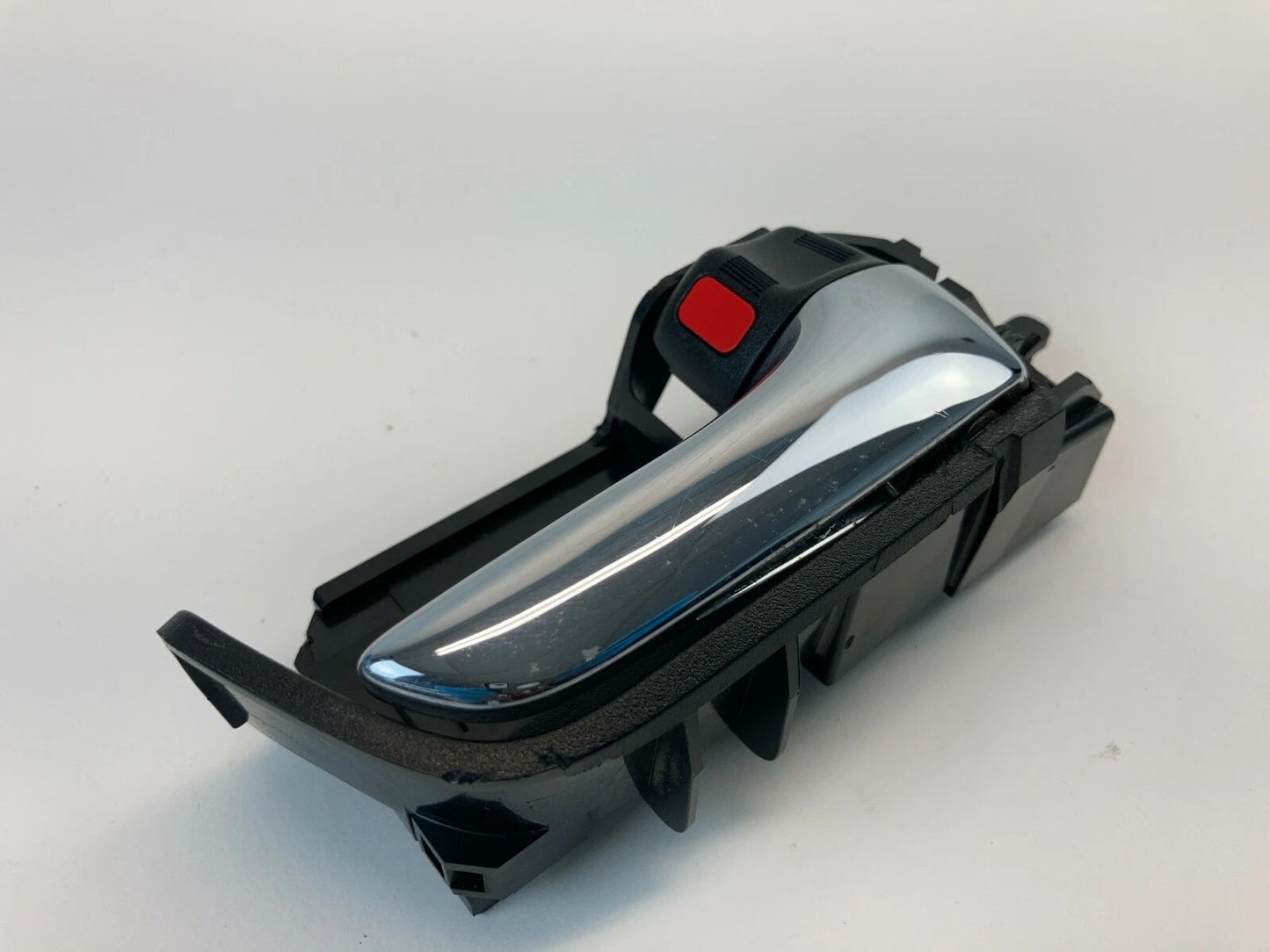 2004-2009 TOYOTA PRIUS REAR RIGHT SIDE INTERIOR DOOR HANDLE ASSY 69205-47020 OEM