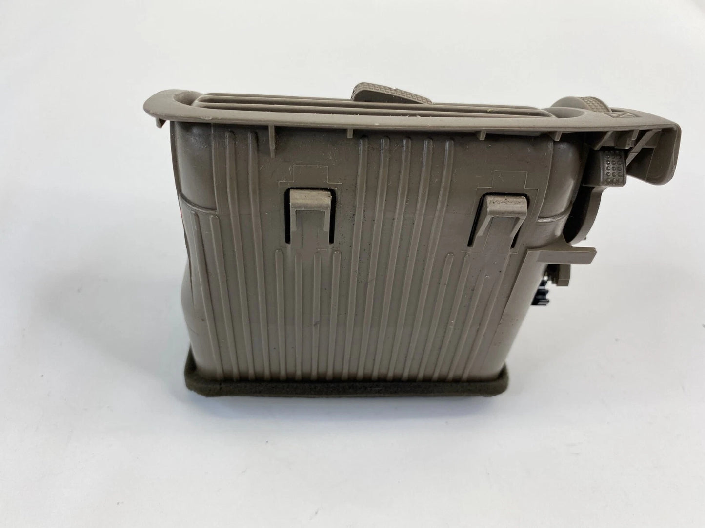 03-08 TOYOTA COROLLA DASH RIGHT AC HEATER AIR VENT OUTLET DUCT GRILL 55670-02060