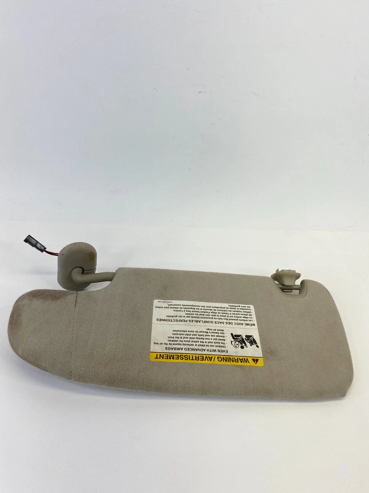 06 07 08 09 MERCURY MILAN RIGHT SIDE SUN VISOR SHADE W /MIRROR & LIGHT OEM