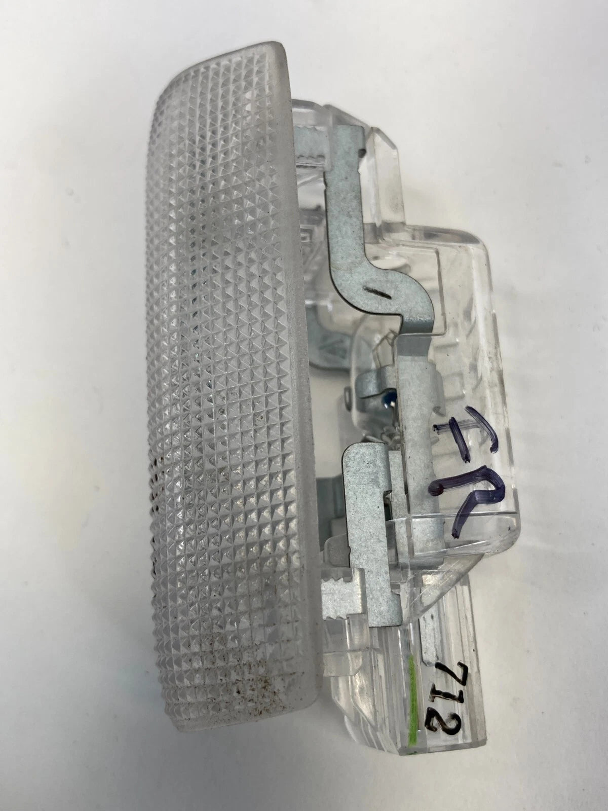 2004-2009 TOYOTA PRIUS FRONT RIGHT PASSENGER SIDE DOOR PANEL COURTESY LAMP LIGHT