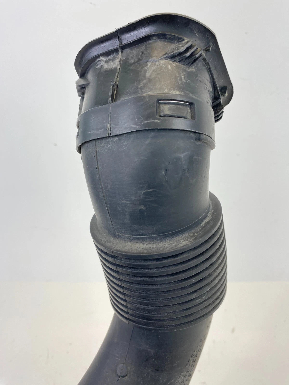 07-15 Mini Cooper 1.6L 16V Turbo FWD Air Intake Boot Hose Duct Pipe 13712754424