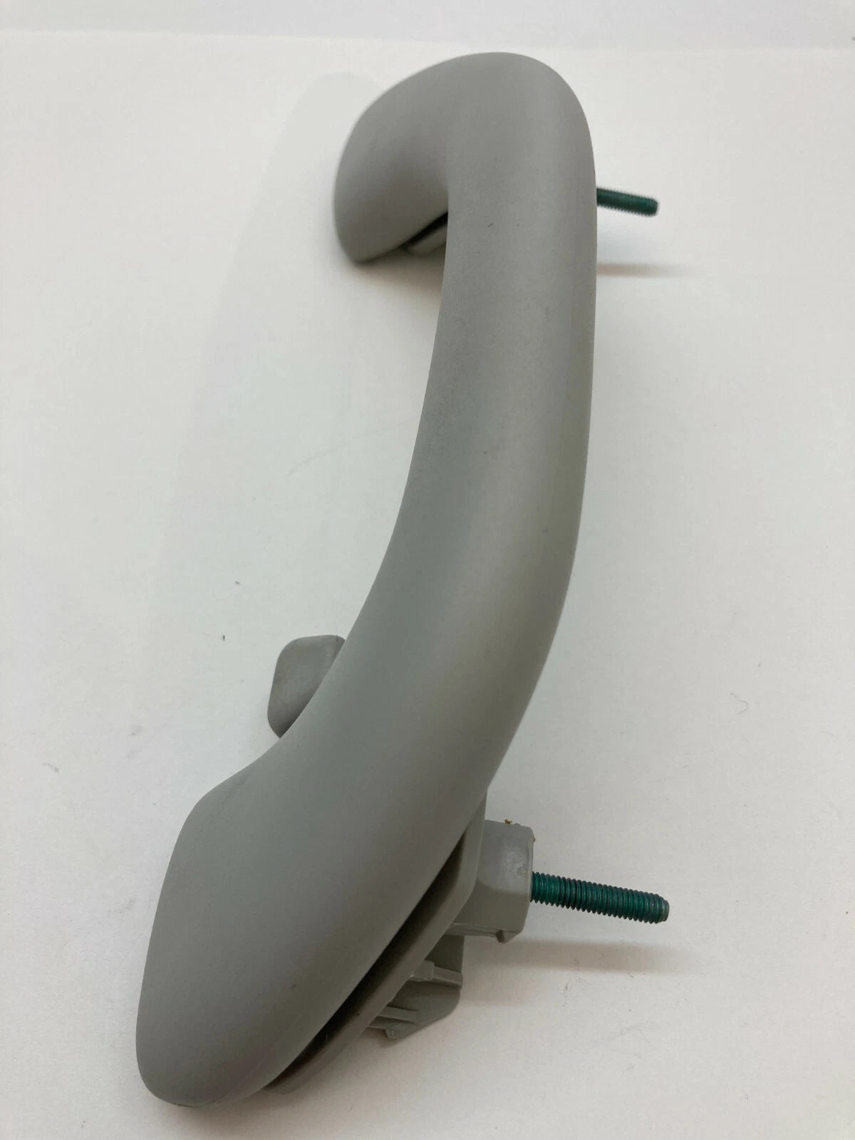 06 07 VOLKSWAGEN PASSAT SEDAN REAR RIGHT SIDE ROOF GRAB GRIP HANDLE GRAY OEM