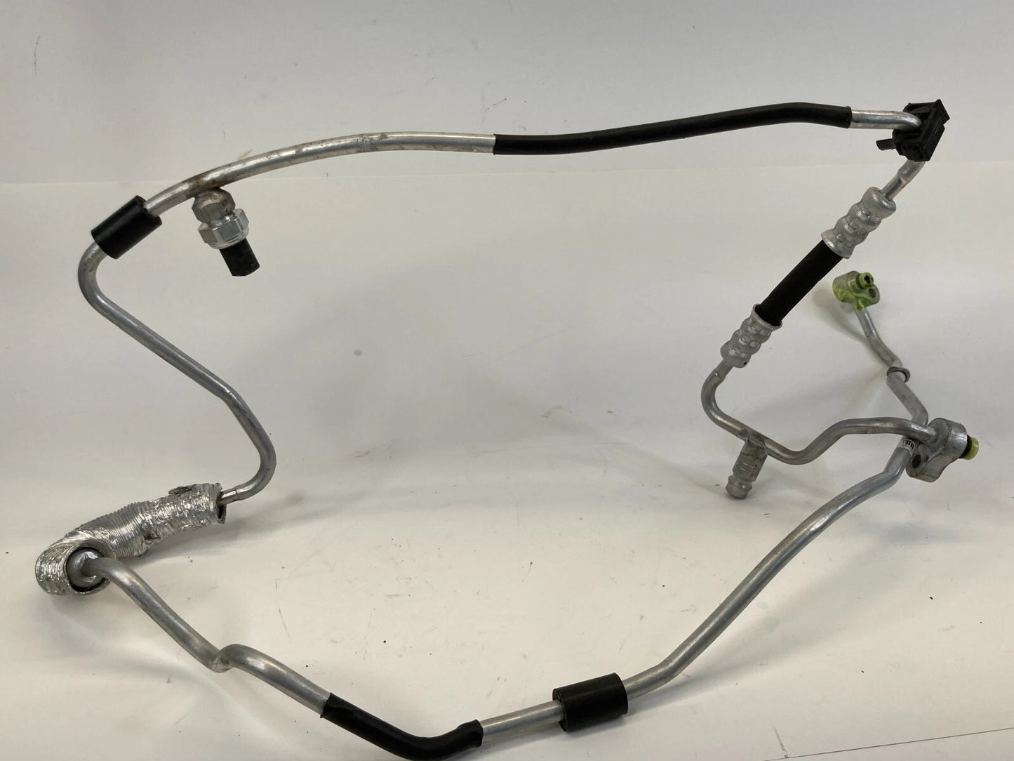 2007 2008 BMW 328XI AIR CONDITION A/C LINE SUCTION PIPE DUCT HOSE OEM