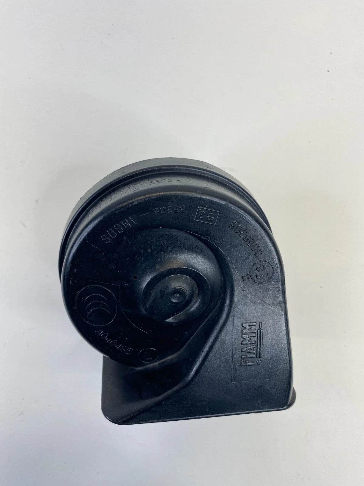 2008-2012 JEEP LIBERTY HORN LOW TONE PITCH ALARM SIREN SIGNAL E30055306 OEM