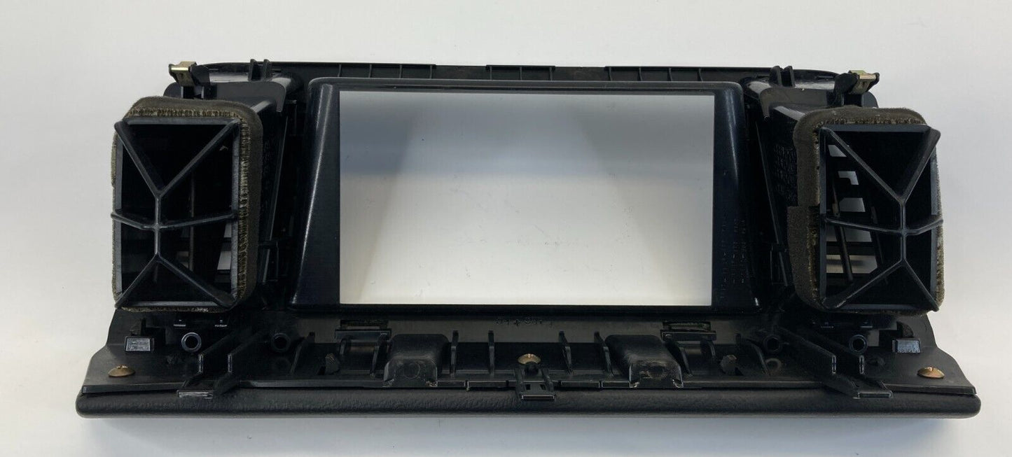 2006 2007 Nissan Murano Center Dash Radio Control Bezel Trim Panel w/ Air Vent